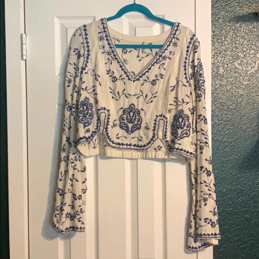 Free people crop bell sleeved top